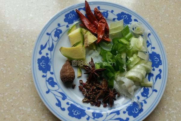 胡萝卜炖牛肉的做法图解5