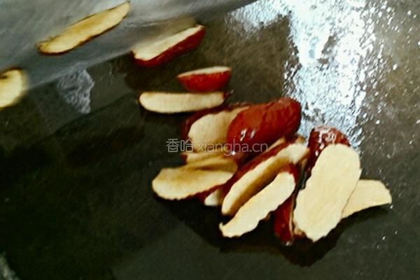 鲜嫩鸡肉的做法图解2