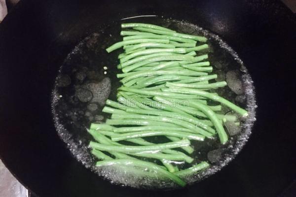 豆角烧茄子的做法图解3
