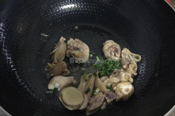 土豆焖鸡块的做法图解4