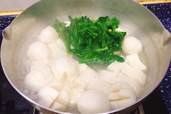 青菜豆腐鱼丸汤的做法图解4