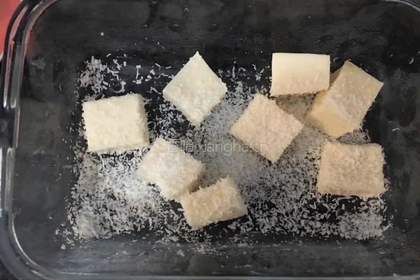 椰丝牛奶小方的做法图解5