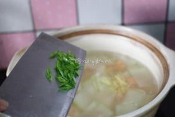 冬瓜虾仁汤的做法图解5
