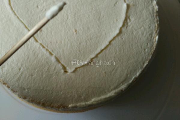 彩虹心形蛋糕的做法图解2