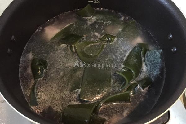 海带豆腐味噌汤的做法图解6