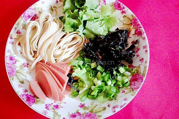 土豆粉的做法图解2