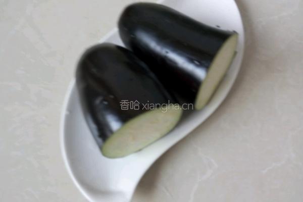 油炸茄子小饼的做法图解1