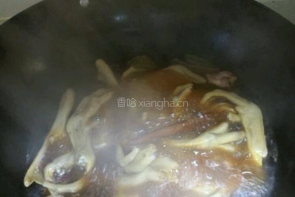 卤鸭脚的做法图解3