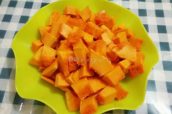 蒜香南瓜饼的做法图解2