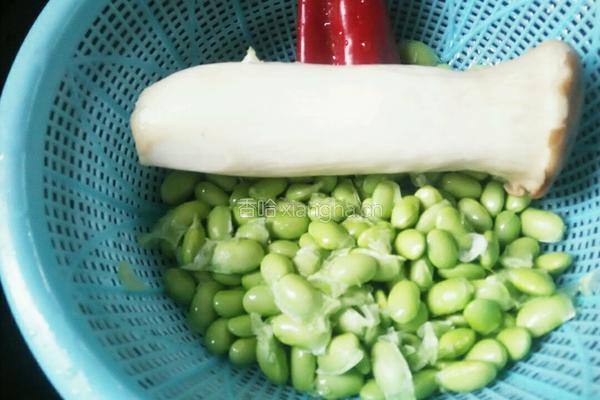 炒青豆的做法图解1