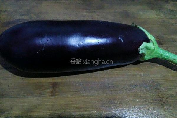 肉丝茄子的做法图解1