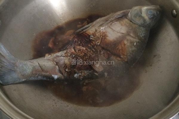 吉庆红烧鱼的做法图解5