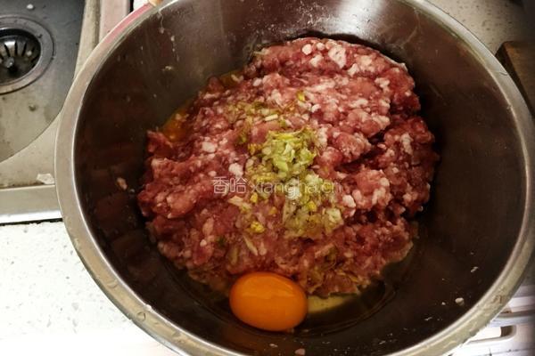清汆丸子的做法图解3
