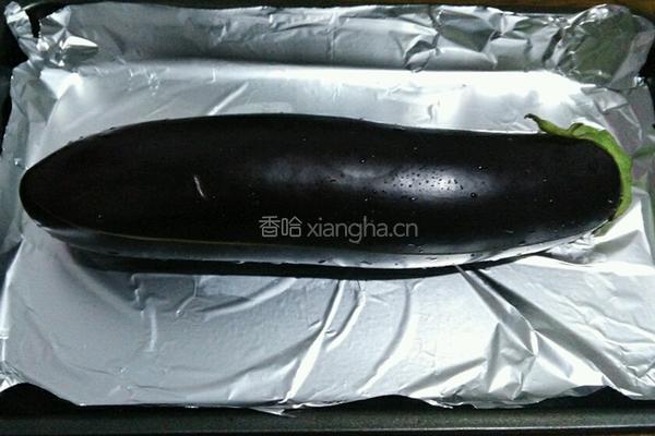 烤茄子的做法图解1