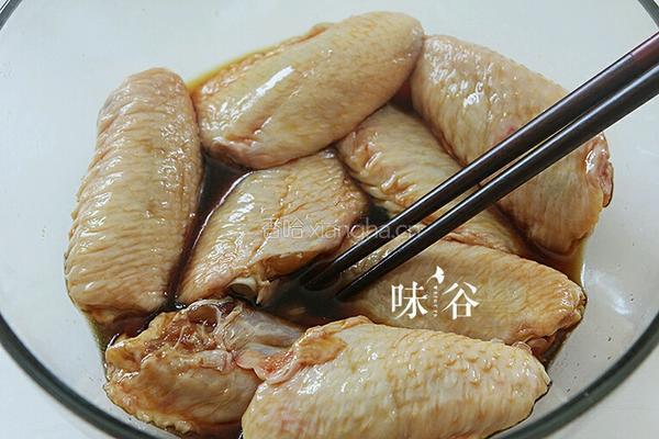 茶香鸡翅中的做法图解2