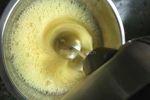 全蛋海绵蒸蛋糕的做法图解3