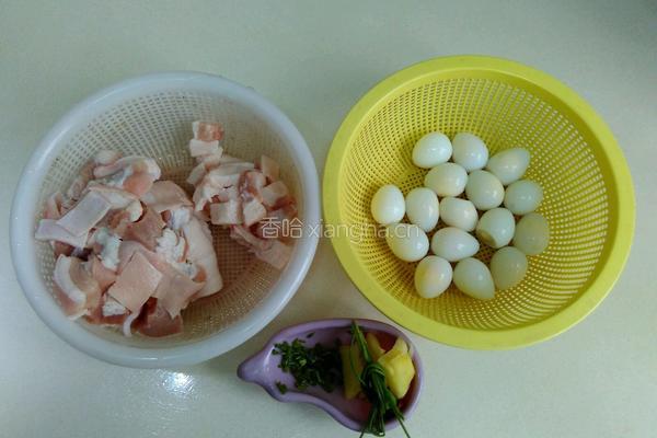 鹌鹑蛋红烧肉的做法图解1