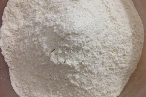 韭菜肉香菇包子的做法图解1