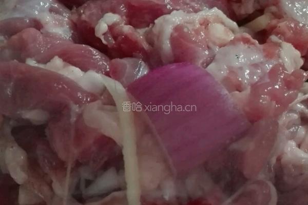 生烤羊肉串的做法图解2