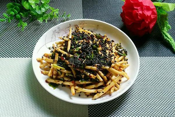 凉拌折耳根（鱼腥草）的做法图解6