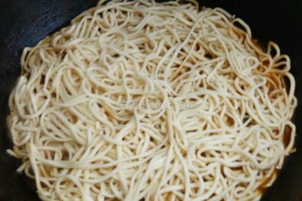 土豆豆角焖面的做法图解7
