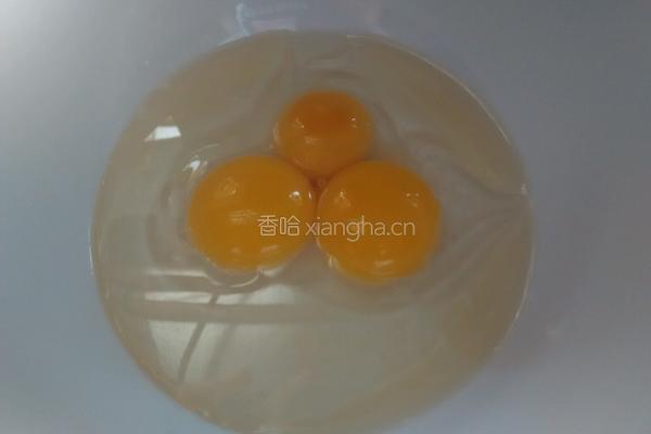 电饭煲原味蛋糕的做法图解1