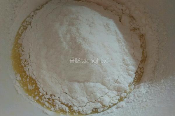 电饭煲原味蛋糕的做法图解2
