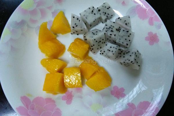 香芒火龙果西米露的做法图解6