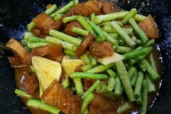 土豆豆角炖肉的做法图解15