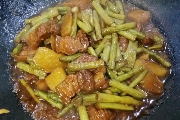 土豆豆角炖肉的做法图解18