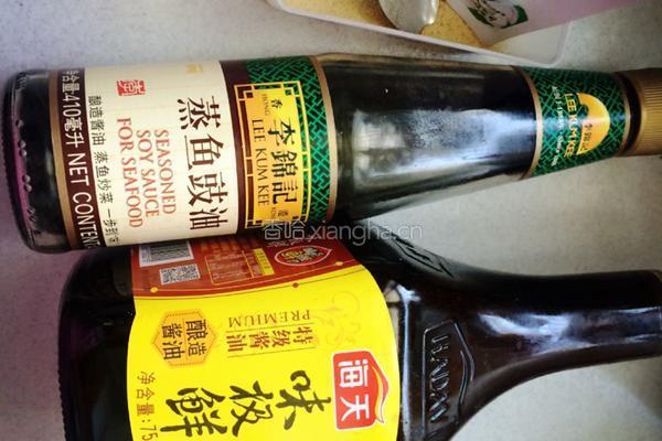 芹菜龙利鱼肉馄饨的做法图解5