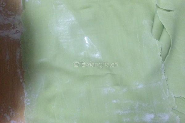 青汁胡萝卜蝴蝶面的做法图解4
