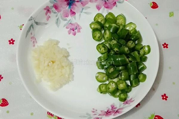 香辣花甲的做法图解2