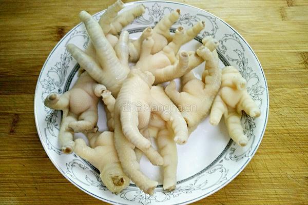 蚝豉蒸凤爪的做法图解3