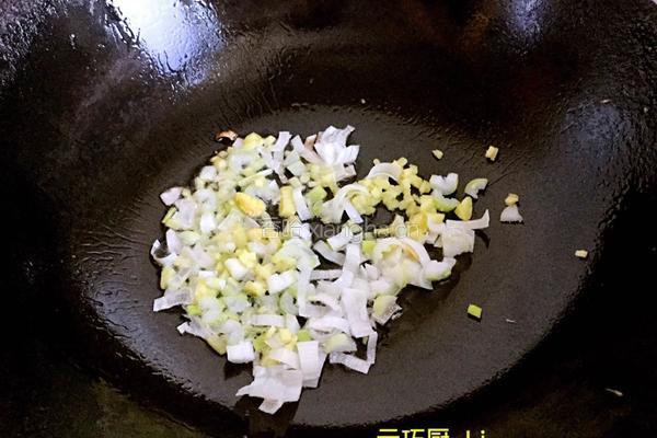 韭香西红柿鸡蛋打卤面的做法图解8
