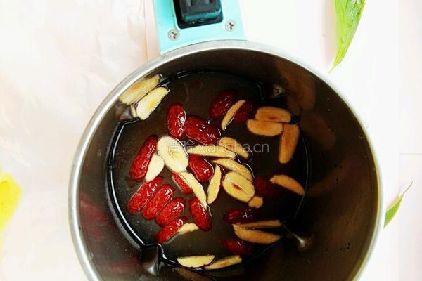 桂圆红枣米糊的做法图解4