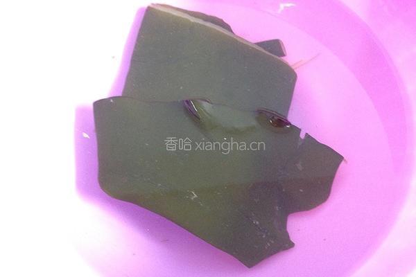 山药海带排骨汤的做法图解2