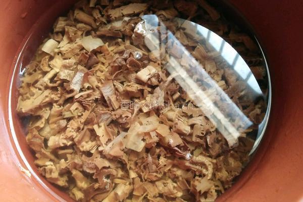 肉丝炒干笋的做法图解1