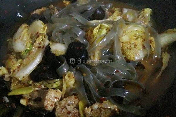 大白菜炖粉条的做法图解7