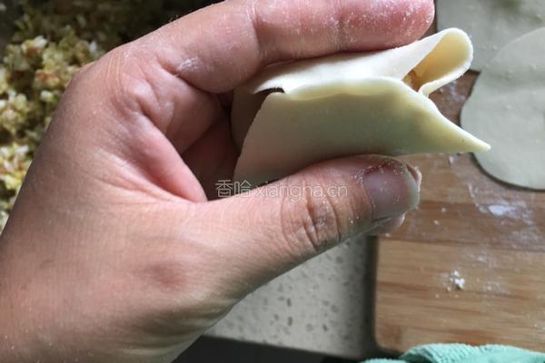 白菜猪肉馅饺子的做法图解13