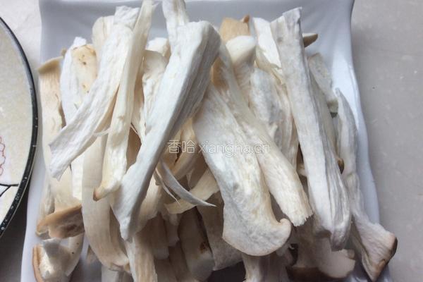 椒盐杏鲍菇的做法图解2