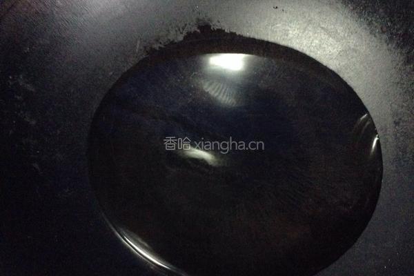 红烧青椒肥肠的做法图解5
