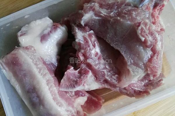 锡纸烤排骨的做法图解1