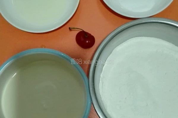 制作披萨饼皮的做法图解1