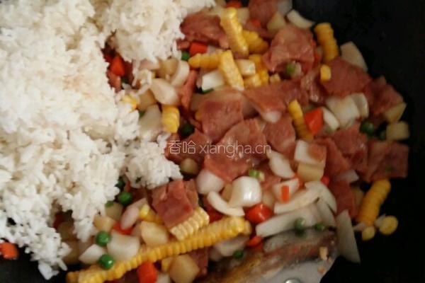 培根炒饭的做法图解3