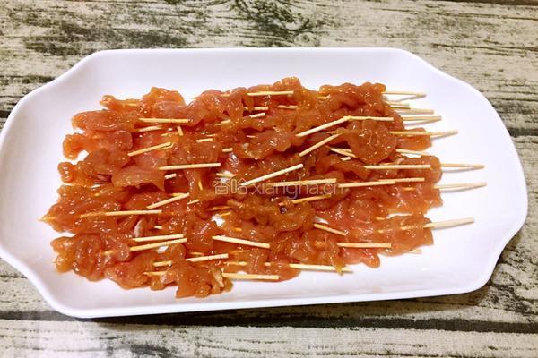 孜然牙签肉的做法图解4