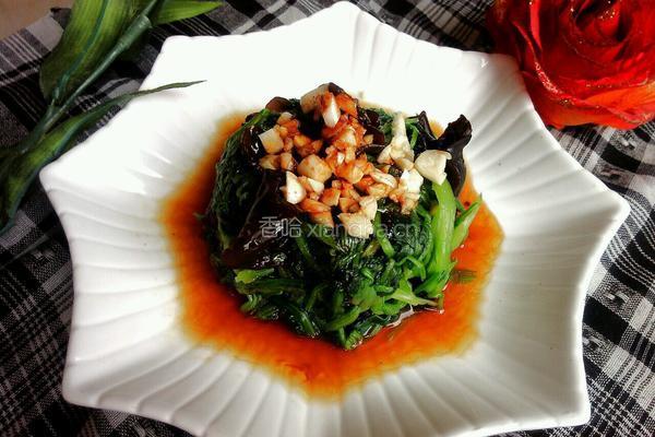蒜油泡菠菜