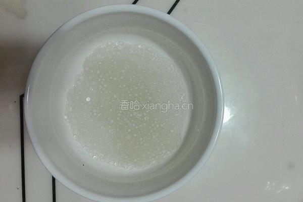 芒果牛奶西米露的做法图解1