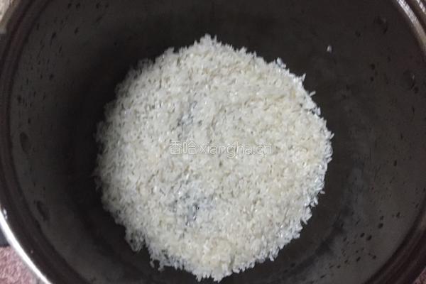 芒果椰汁糯米饭的做法图解3