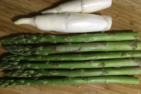 清炒茭白芦笋的做法图解1